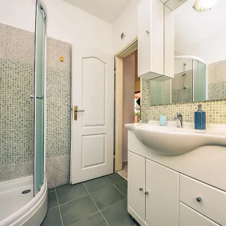 Jolumar By Interhome * Biograd Na Moru