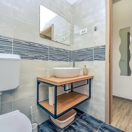Jolumar By Interhome Biograd Na Moru