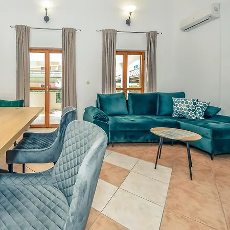 Jolumar By Interhome Vakantiehuis *